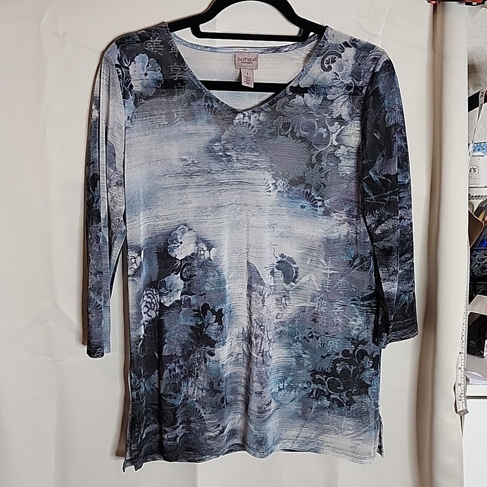 Chico’s Easywear Oriental Sheer Top sz 1